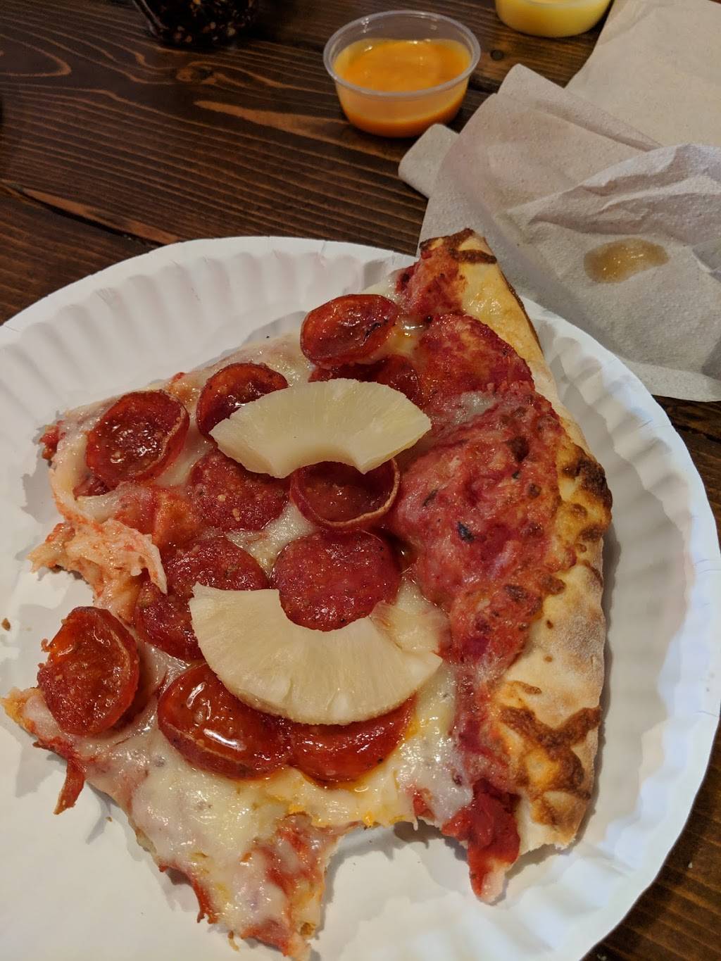 Sextons Pizza | restaurant | 8005 E Broad St, Reynoldsburg, OH 43068, USA | 6147516464 OR +1 614-751-6464