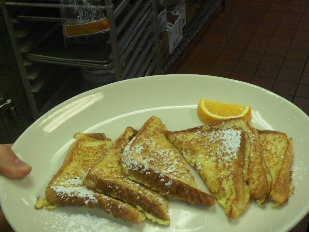 Stacks Restaurant | restaurant | 510 S Memorial Dr, New Castle, IN 47362, USA | 7655293001 OR +1 765-529-3001