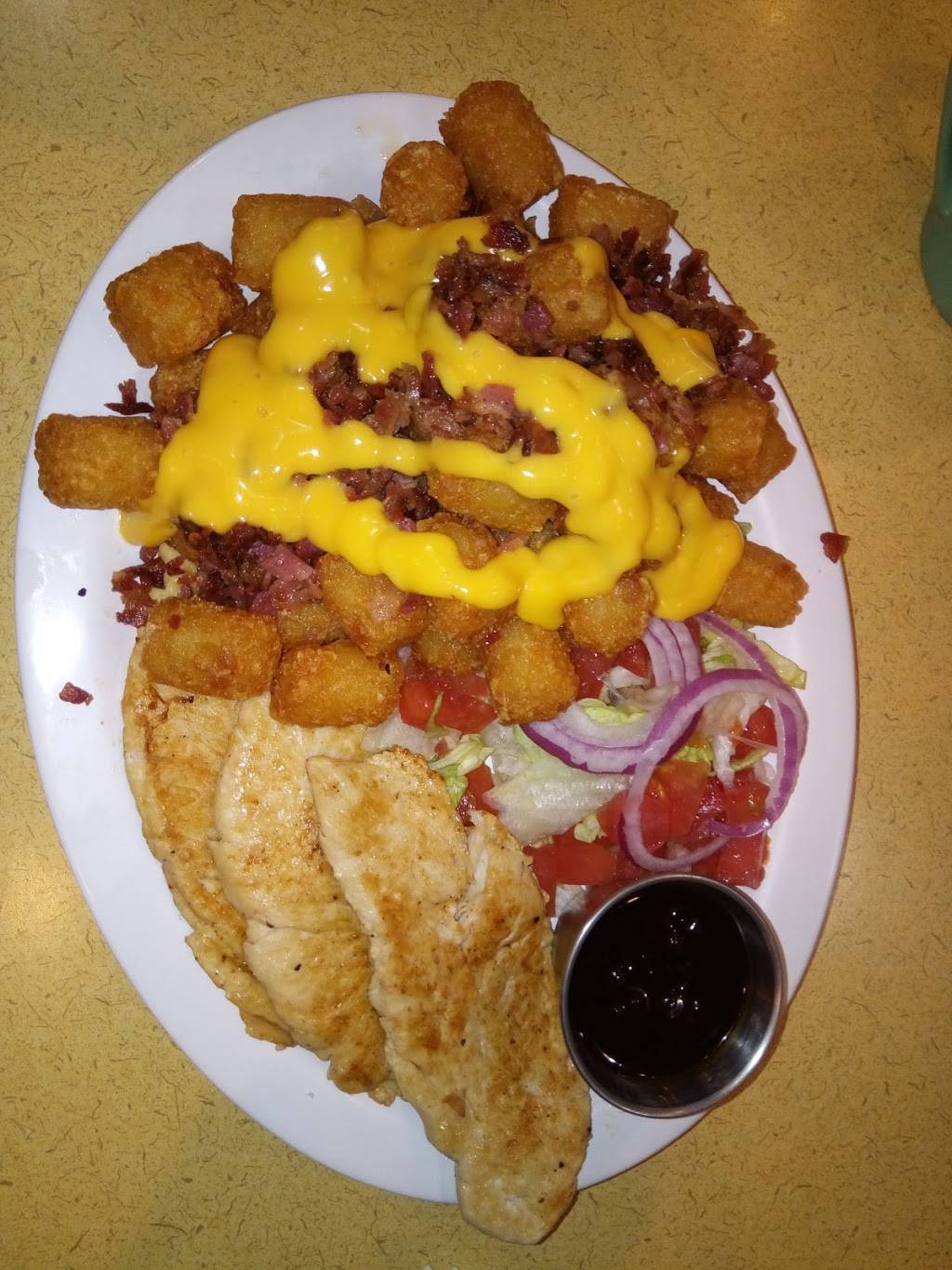 Rugies Dugout | restaurant | 1210 N 6th St, Monticello, IN 47960, USA | 5742975658 OR +1 574-297-5658