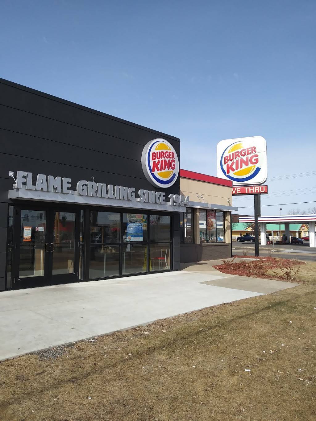 Burger King | restaurant | 2151 E Snelling Dr, Roseville, MN 55113, USA | 6512003841 OR +1 651-200-3841