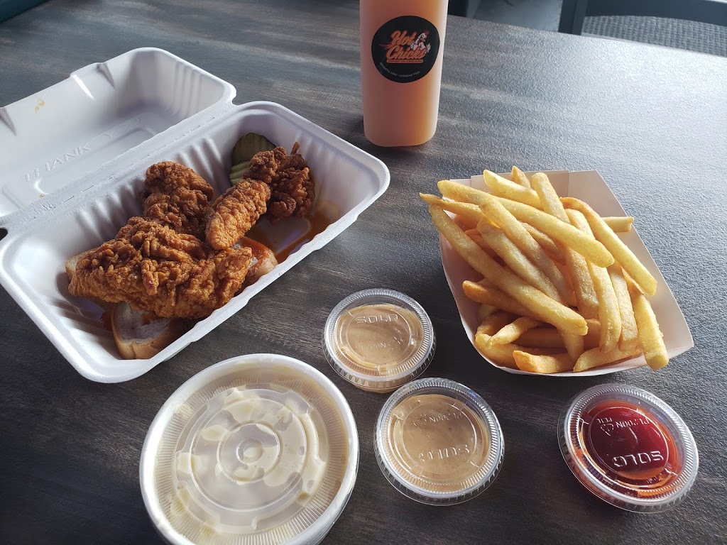 Hot Chicks House of Chicken | restaurant | 14816 Pines Blvd, Pembroke Pines, FL 33027, USA | 7547035119 OR +1 754-703-5119