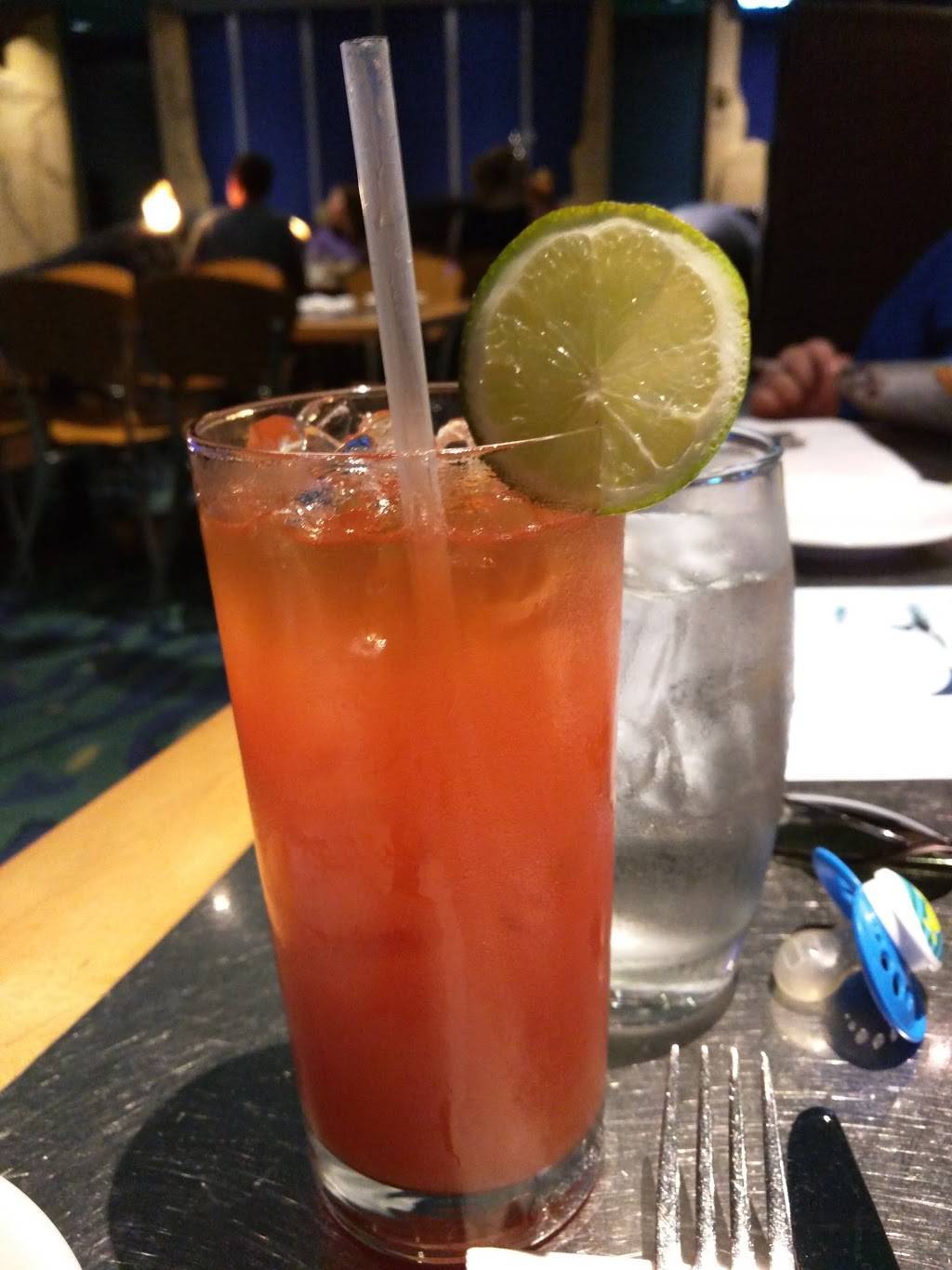 Coral Reef Restaurant | restaurant | 1520 Avenue of the Stars, Orlando, FL 32836, USA | 4079393463 OR +1 407-939-3463