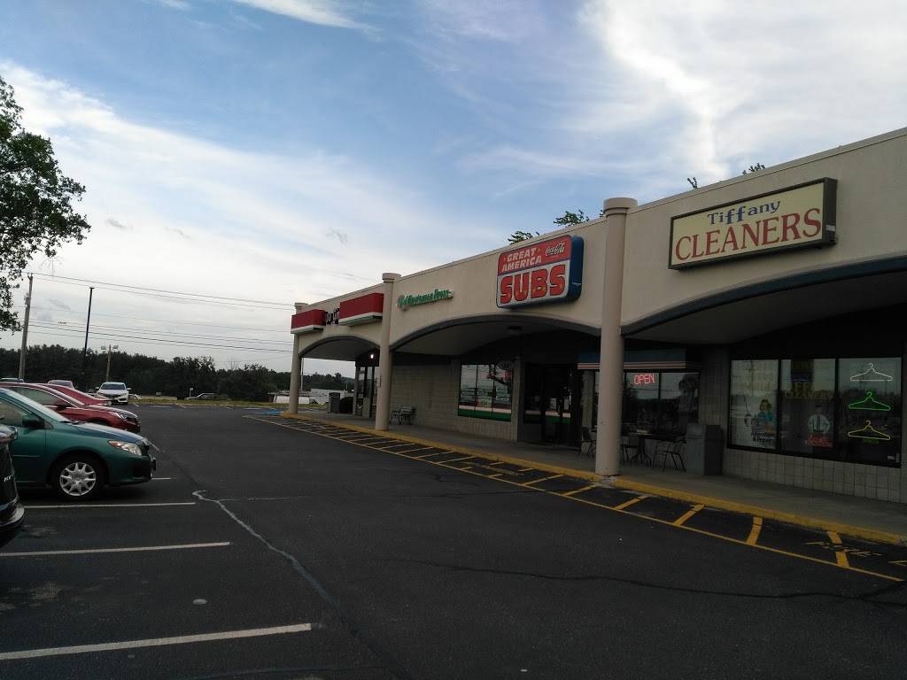 Papa Ginos | restaurant | 44 Nashua Rd, Londonderry, NH 03053, USA | 6034348555 OR +1 603-434-8555