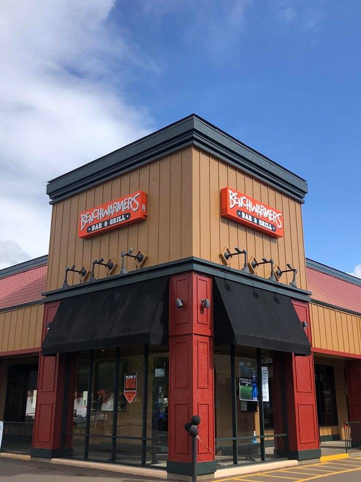 Benchwarmers Bar & Grill | restaurant | 1895 NW 9th St, Corvallis, OR 97330, USA | 5412301596 OR +1 541-230-1596