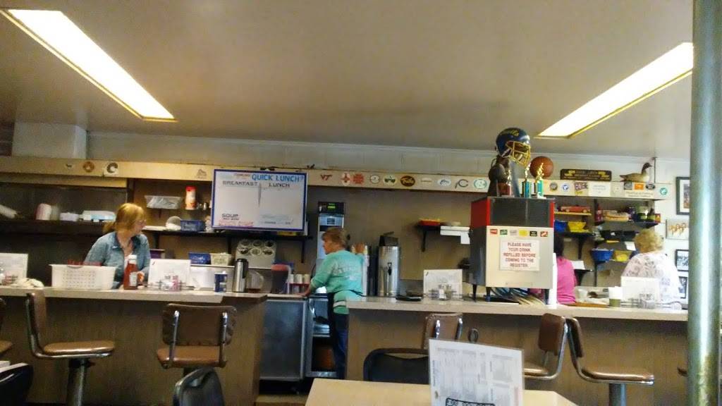 Hopewell Quick Lunch | restaurant | 113 Hopewell St, Hopewell, VA 23860, USA | 8044586526 OR +1 804-458-6526