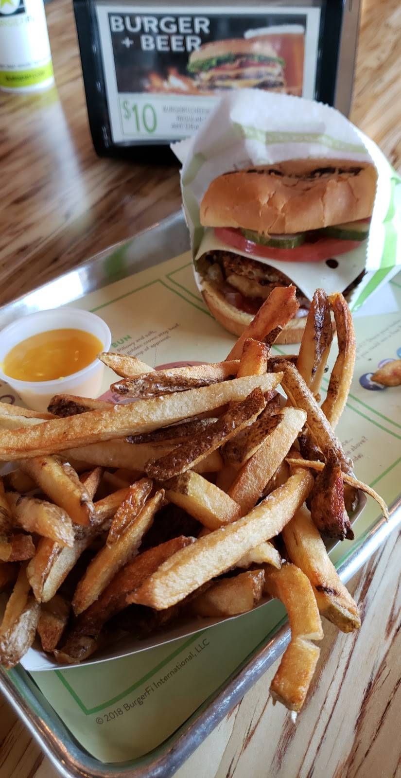 BurgerFi | restaurant | 1473 St Lucie W Blvd, Port St. Lucie, FL 34986, USA | 7725000102 OR +1 772-500-0102