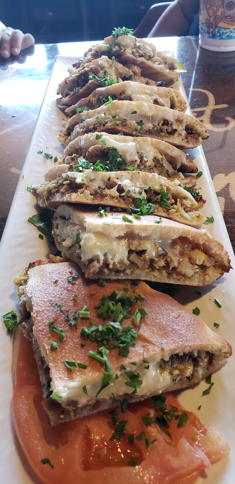 Desert Moon Grill | restaurant | 888 S Brookhurst St, Anaheim, CA 92804, USA | 7145336601 OR +1 714-533-6601