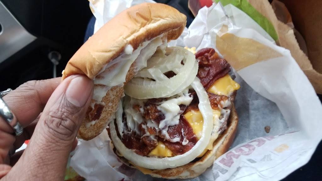 Burger King | restaurant | 3650 Aquila Ave S, St Louis Park, MN 55426, USA | 9529360440 OR +1 952-936-0440