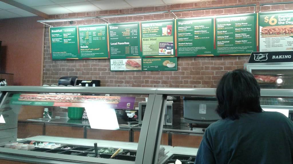 Subway Restaurants | restaurant | 9661 Olio Rd, McCordsville, IN 46055, USA | 3173363600 OR +1 317-336-3600