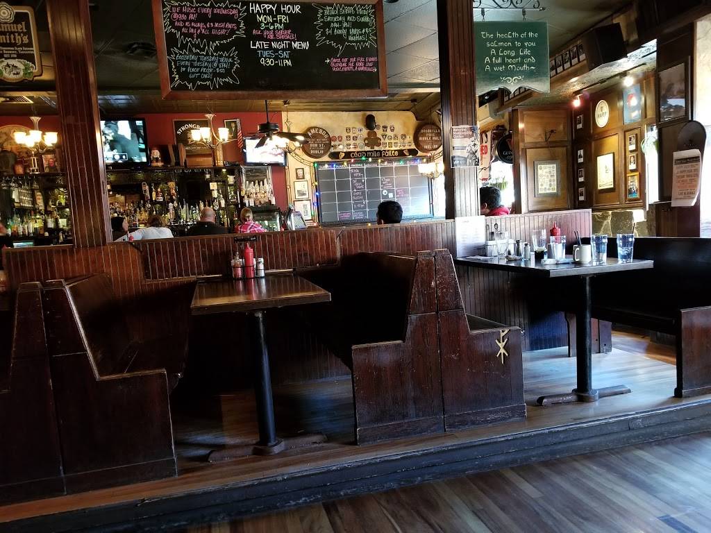 The Half Door | restaurant | 270 Sisson Ave, Hartford, CT 06105, USA | 8602327827 OR +1 860-232-7827