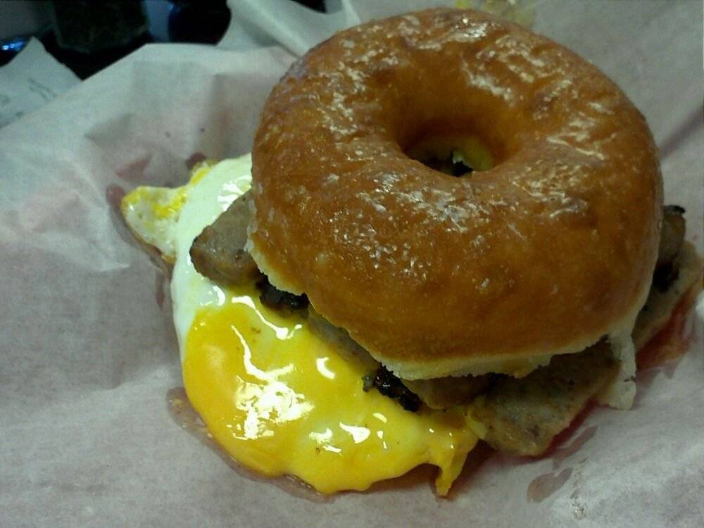 Surfin Donuts | bakery | 24451 Alicia Pkwy #5, Mission Viejo, CA 92691, USA | 9496994926 OR +1 949-699-4926