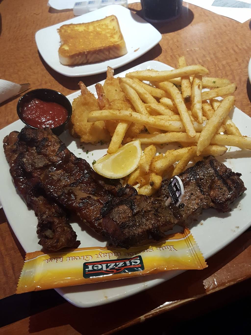 Sizzler | restaurant | 3805 Plaza Dr, Oceanside, CA 92056, USA | 7607262000 OR +1 760-726-2000