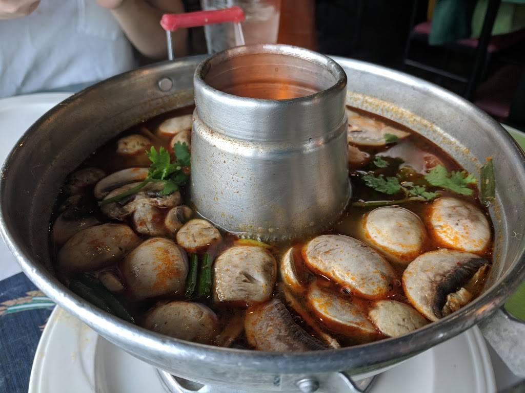 Pad Thai Restaurant | restaurant | 2329, 3208 Guadalupe St, Austin, TX 78705, USA | 5123718777 OR +1 512-371-8777