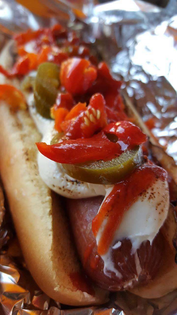 Hotdog Man | restaurant | 500 Stewart Cir, Washington, MO 63090, USA | 3142650688 OR +1 314-265-0688