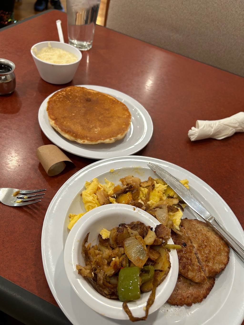 Elicious Southern Style Breakfast and Brunch | restaurant | 500 S Florissant Rd, Ferguson, MO 63135, USA | 3143956054 OR +1 314-395-6054