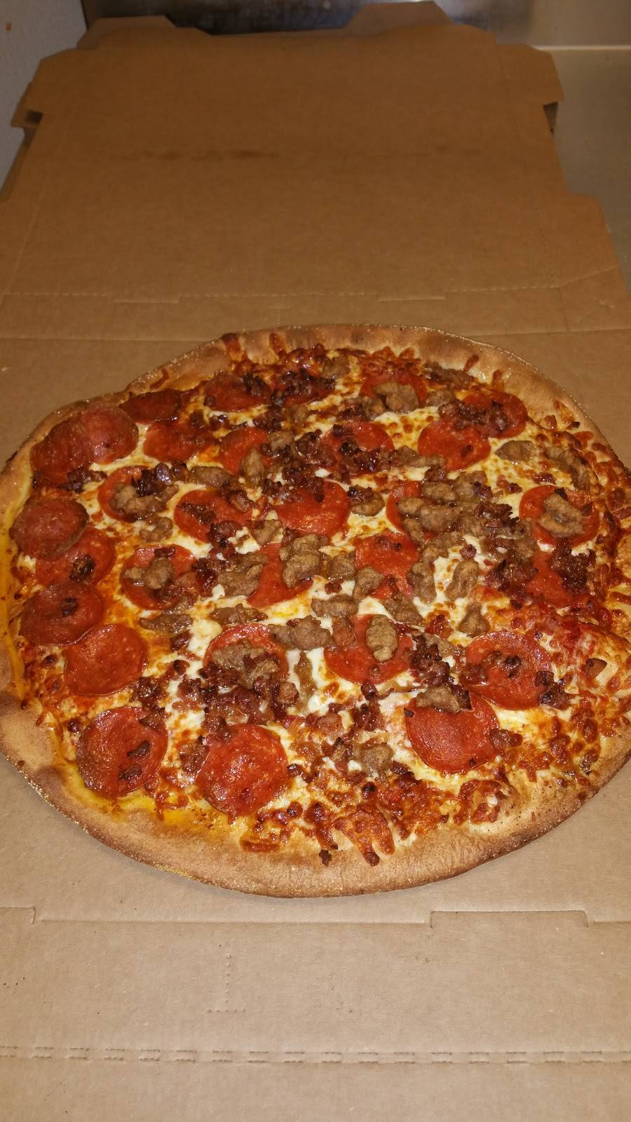 Little Caesars Pizza | meal takeaway | 2694 Cranston Rd, Beloit, WI 53511, USA | 6083628228 OR +1 608-362-8228