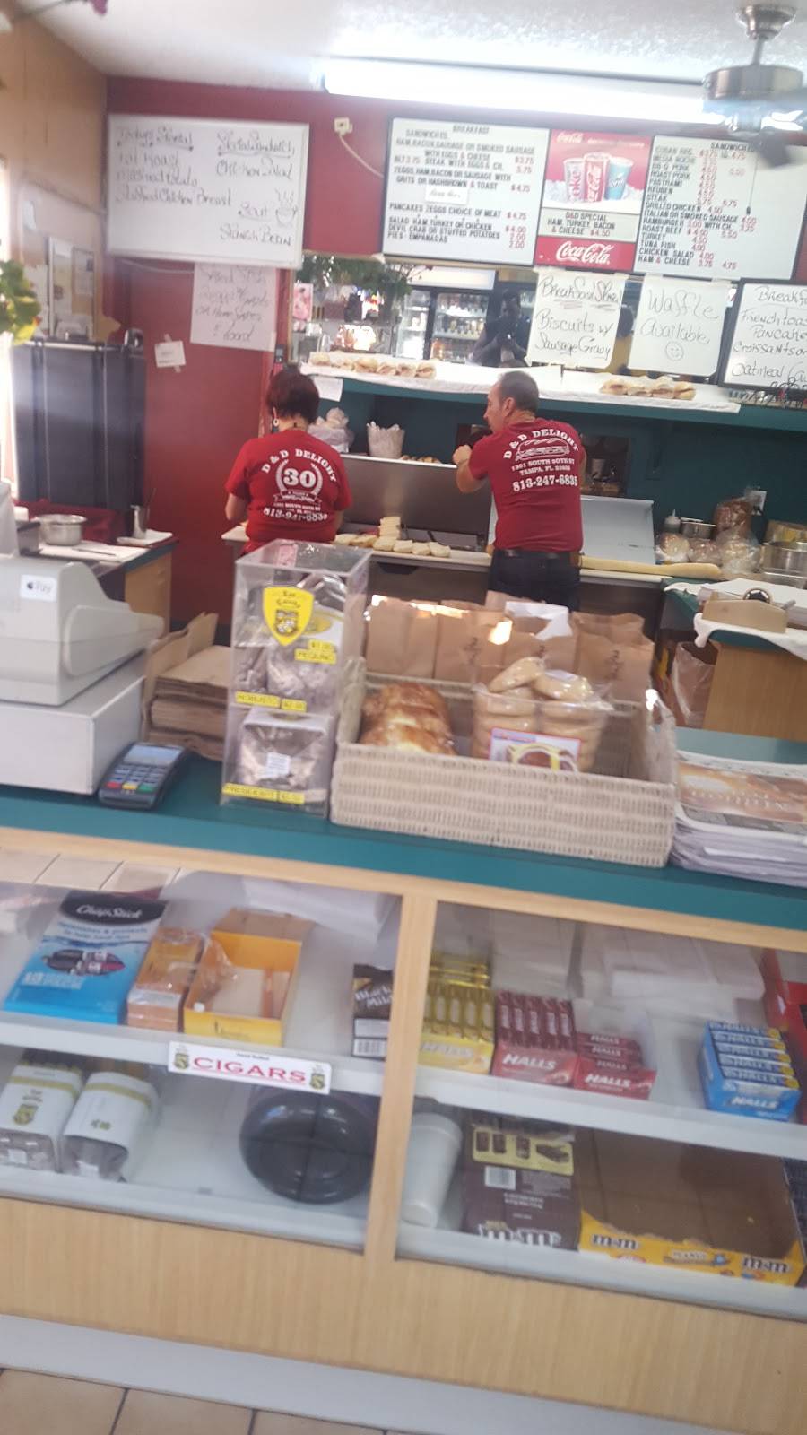 D & D Delights | meal takeaway | 1301 S 20th St, Tampa, FL 33605, USA | 8132476835 OR +1 813-247-6835