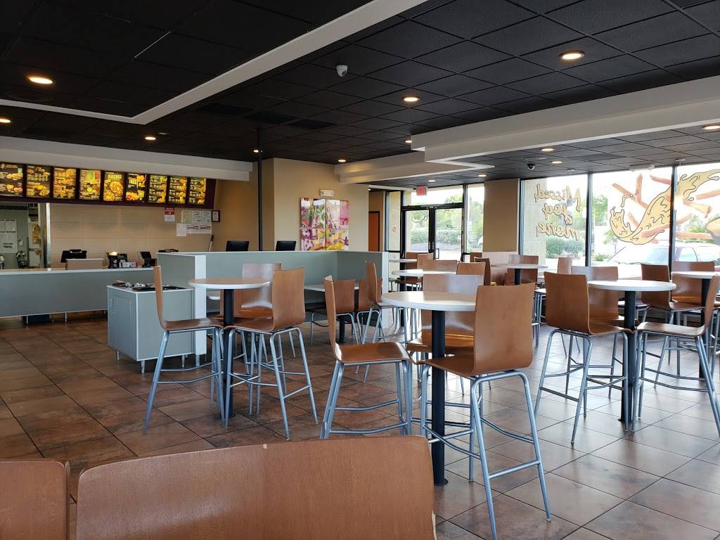 Taco Bell | meal takeaway | 2025 N Buffalo Dr, Las Vegas, NV 89128, USA | 7022437820 OR +1 702-243-7820