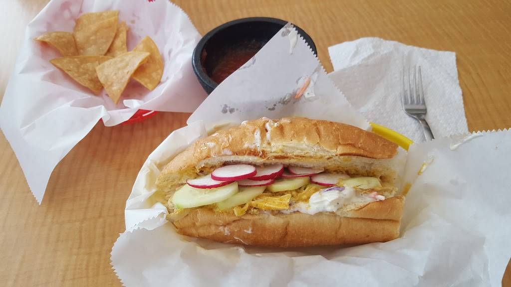 Anitas Cuisine | restaurant | 5816 Merriam Dr, Merriam, KS 66203, USA | 9134325855 OR +1 913-432-5855