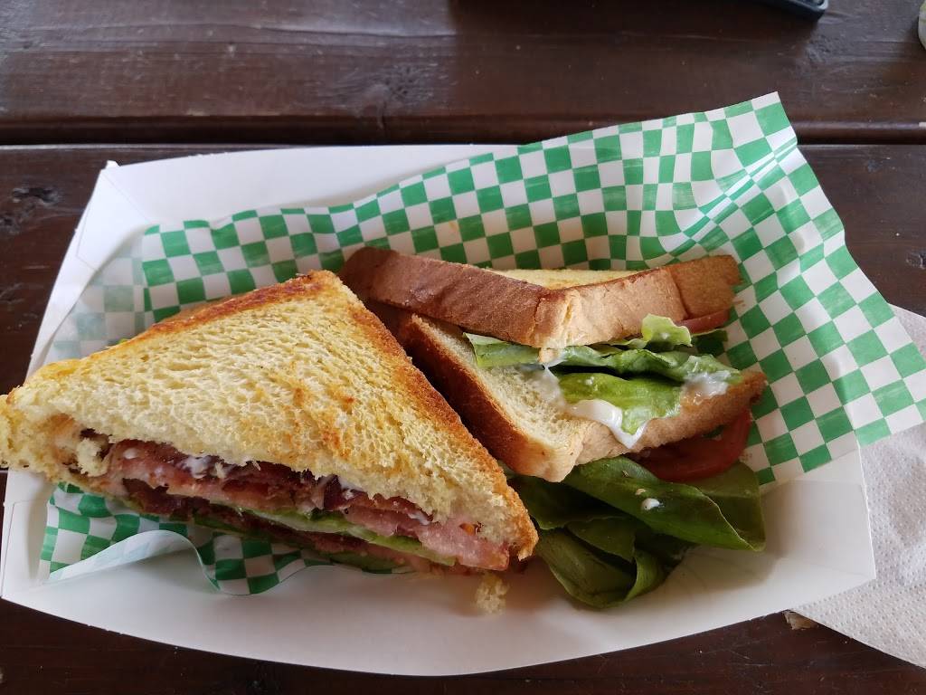 The Mug | restaurant | 117 Apple St, Greenfield, IN 46140, USA | 3174777550 OR +1 317-477-7550