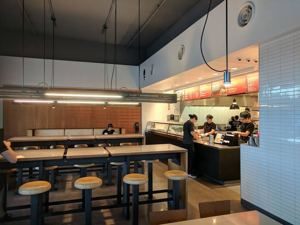 Chipotle Mexican Grill | restaurant | 2020 E Elliot Rd #102, Tempe, AZ 85284, USA | 4804912569 OR +1 480-491-2569