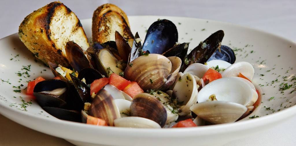 Barnabys of Ridley | restaurant | 2107 MacDade Boulevard, Holmes, PA 19043, USA | 6105225400 OR +1 610-522-5400