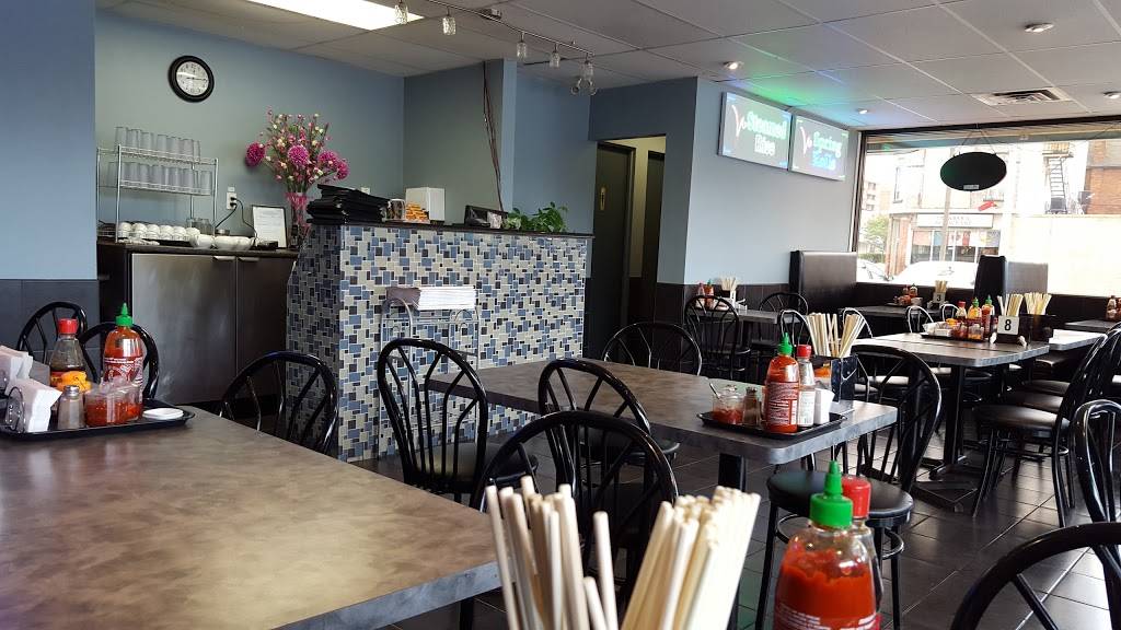 Mother’s Vietnamese Kitchen | restaurant | 145 Barton St E, Hamilton, ON L8L 8A8, Canada | 9057771100 OR +1 905-777-1100