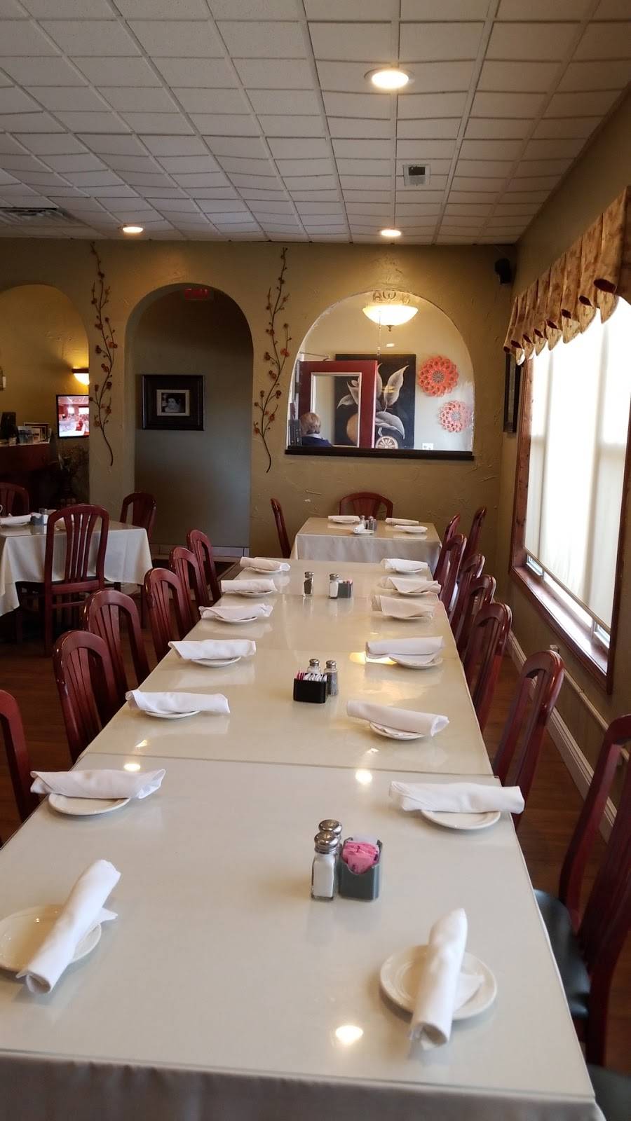 Marinos Italian Cafe | restaurant | 5423 Mahoning Ave # A, Youngstown, OH 44515, USA | 3307998326 OR +1 330-799-8326
