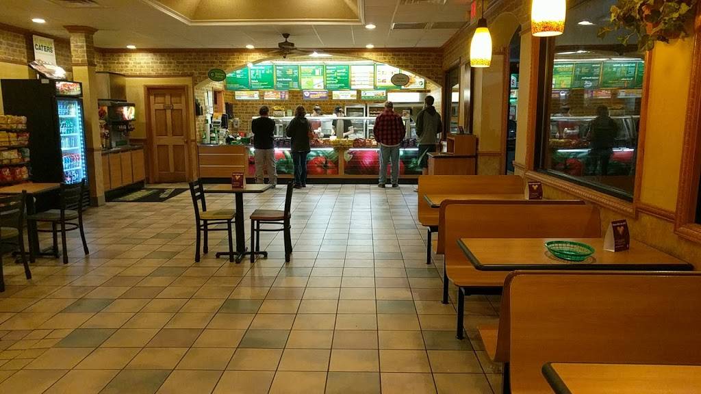Subway | restaurant | 2150 Decherd Blvd, Decherd, TN 37324, USA | 9319624130 OR +1 931-962-4130