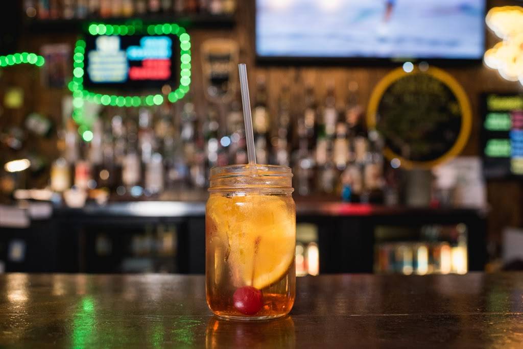 The Local Pub and Patio | restaurant | 2610 Guadalupe St, Austin, TX 78705, USA | 5124782337 OR +1 512-478-2337