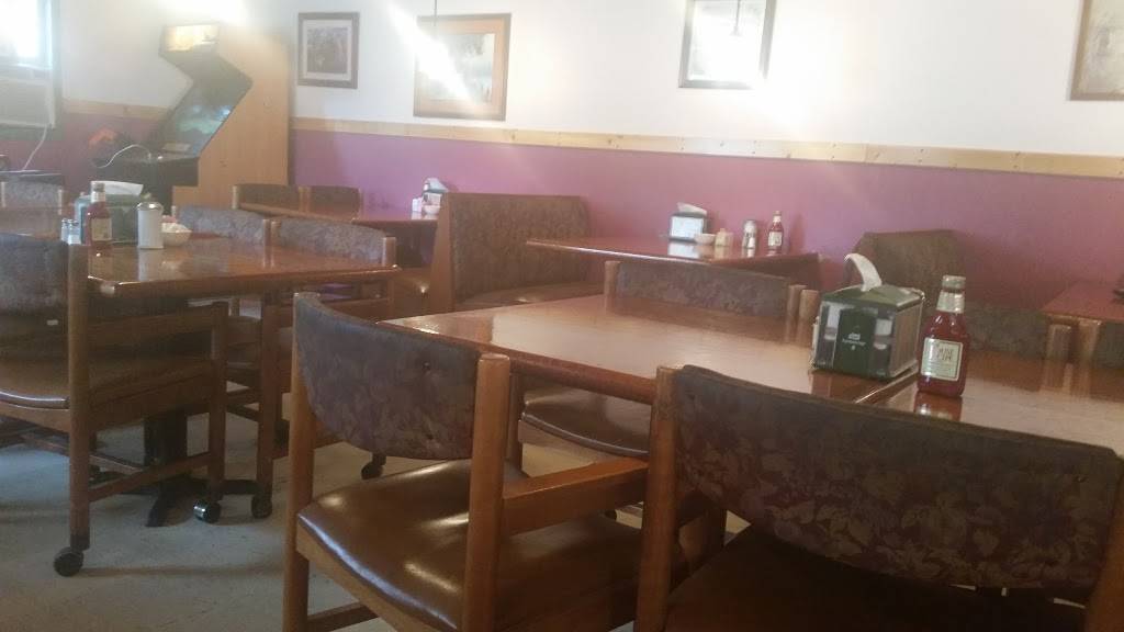 Pine Top Restaurant | restaurant | 24429 Craigs Creek Rd, New Castle, VA 24127, USA | 5408645864 OR +1 540-864-5864