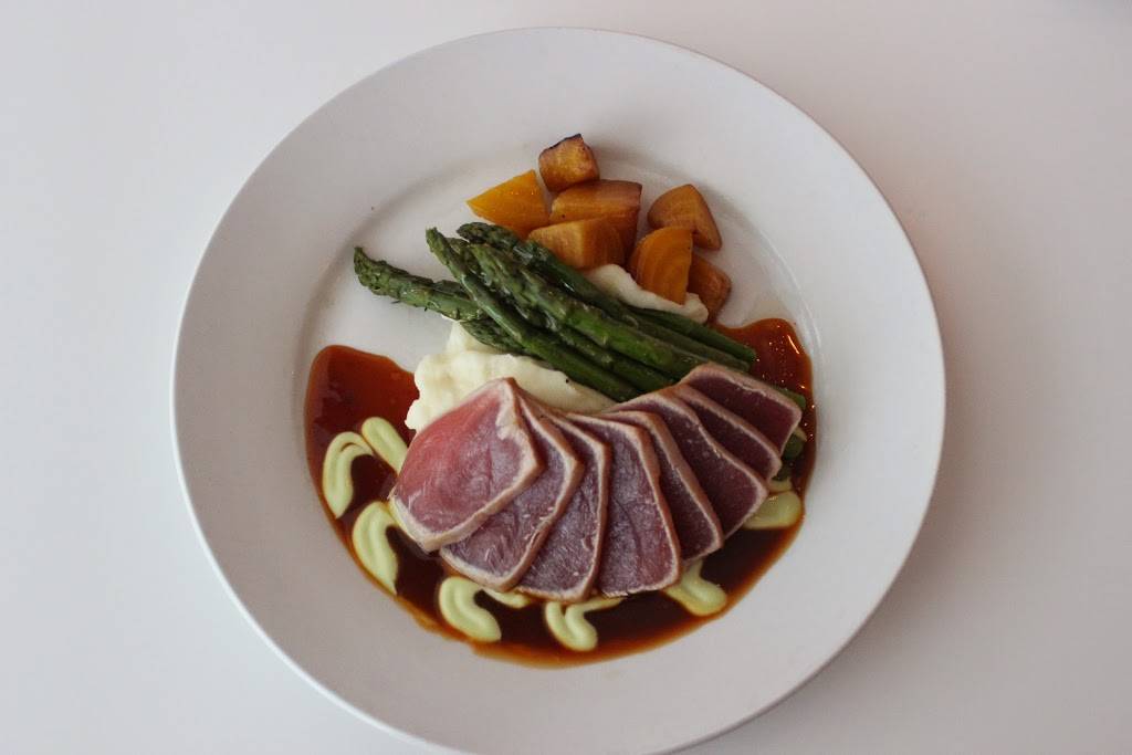 Jumpin Jays Fish Cafe | restaurant | 150 Congress Street, Portsmouth, NH 03801, USA | 6037663474 OR +1 603-766-3474