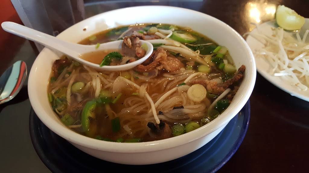 Pho Chopstix | restaurant | 1329 U.S. Hwy 395 N #8, Gardnerville, NV 89410, USA | 7757838888 OR +1 775-783-8888