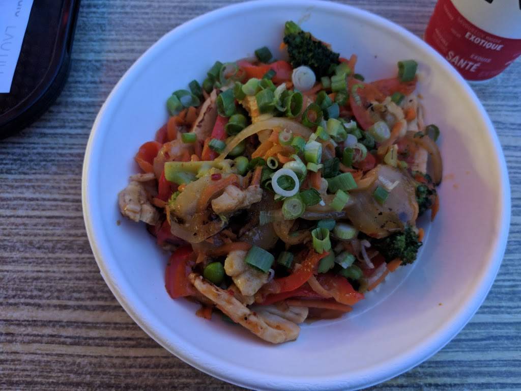 Thaïzone | restaurant | 2000 Boulevard Lebourgneuf, Québec, QC G2K 0B8, Canada | 4188422224 OR +1 418-842-2224