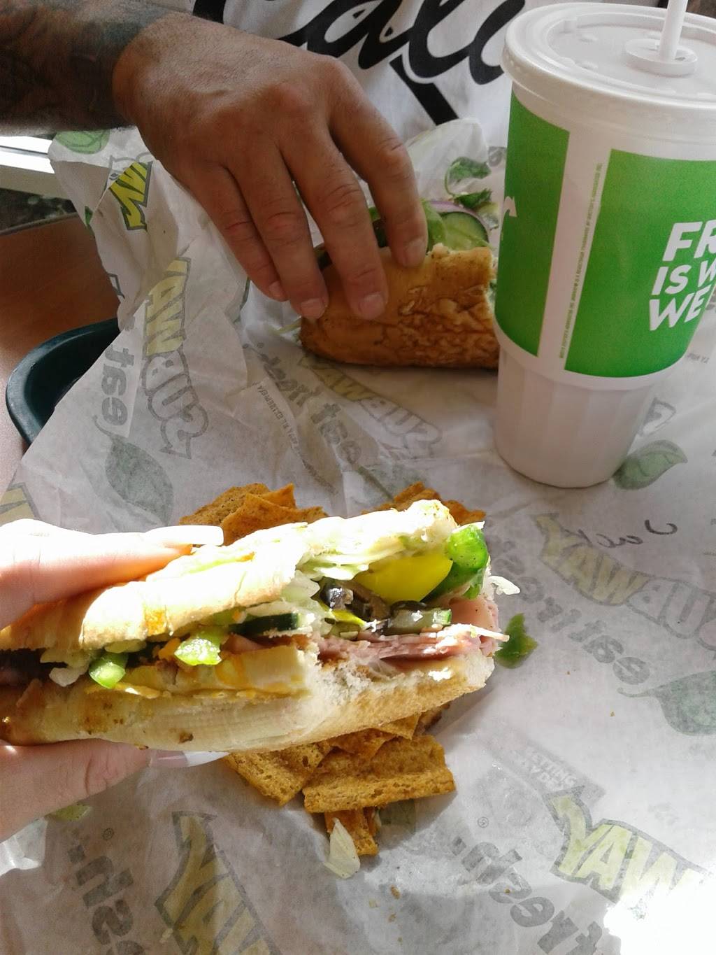 Subway Restaurants | restaurant | 1B, 7041 Schaefer Ave G, Chino, CA 91710, USA | 9094641116 OR +1 909-464-1116