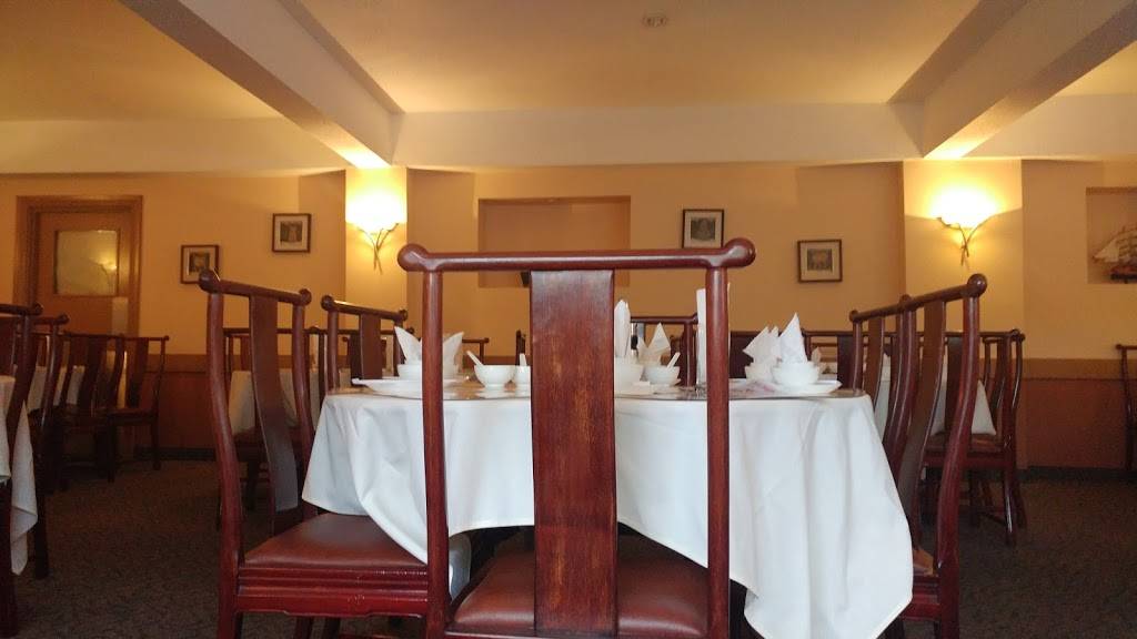 Dragon Tavern Restaurant | restaurant | 971 Montreal Rd, Ottawa, ON K1K 0S6, Canada | 6137467777 OR +1 613-746-7777