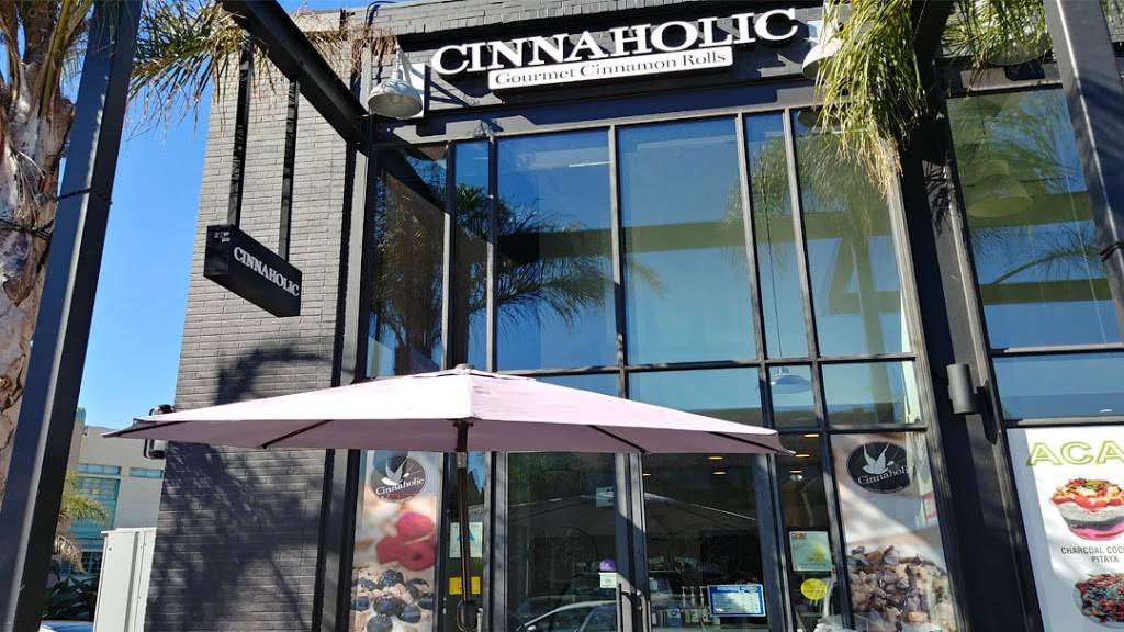 Cinnaholic | bakery | 2134 Sunset Blvd Suite E, Los Angeles, CA 90026, USA | 3238443944 OR +1 323-844-3944