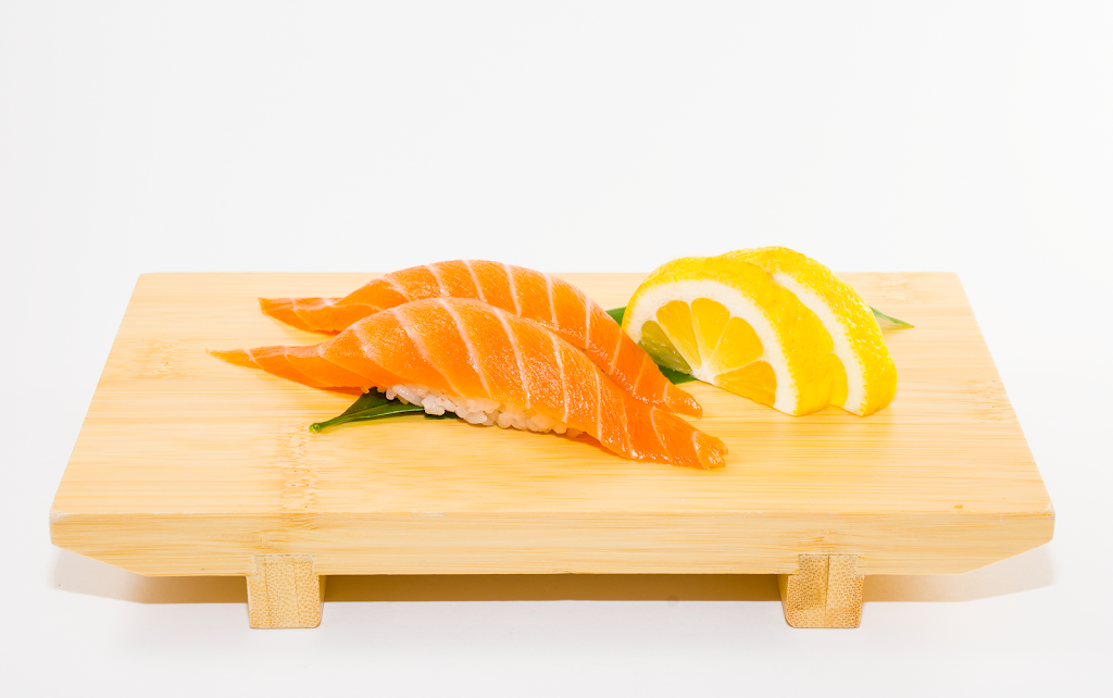 Sushi Park | restaurant | 11 Brock St W, Uxbridge, ON L9P 1P6, Canada | 9058622660 OR +1 905-862-2660