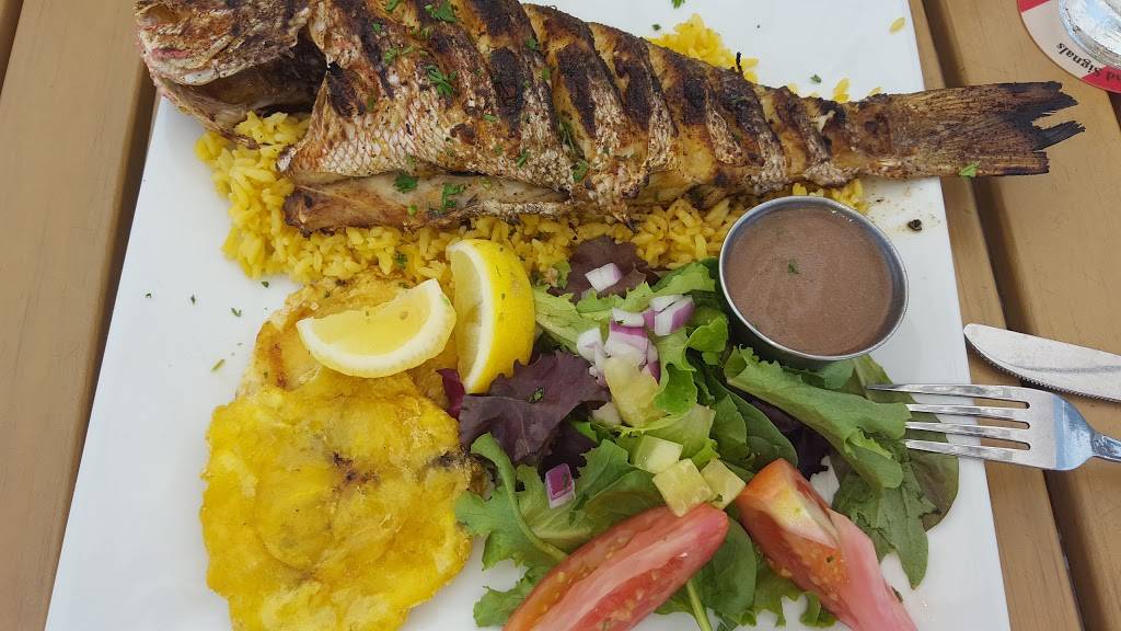 The Beach Bar Newport Pier | restaurant | 16501 Collins Ave, Sunny Isles Beach, FL 33160, USA | 3059571110 OR +1 305-957-1110