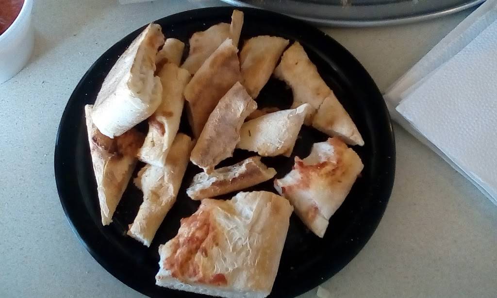 Franks Pizza Pasta & Subs | restaurant | 33 Soapy PI, Fairfield, VA 24435, USA | 5403779492 OR +1 540-377-9492