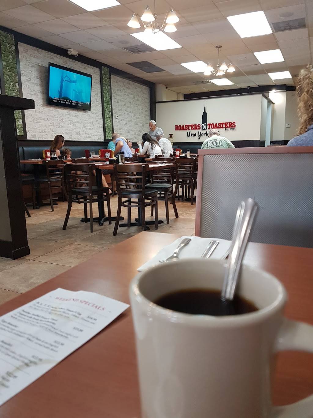 Roasters N Toasters | bakery | 525 Arthur Godfrey Rd, Miami Beach, FL 33140, USA | 3055317691 OR +1 305-531-7691