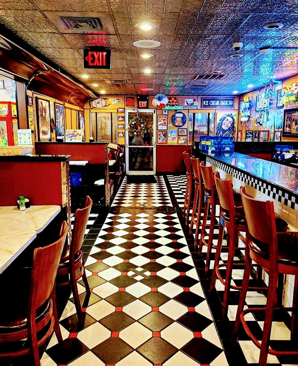 Moonlite Diner | restaurant | 3500 Oakwood Blvd, Hollywood, FL 33020, USA | 9549242012 OR +1 954-924-2012