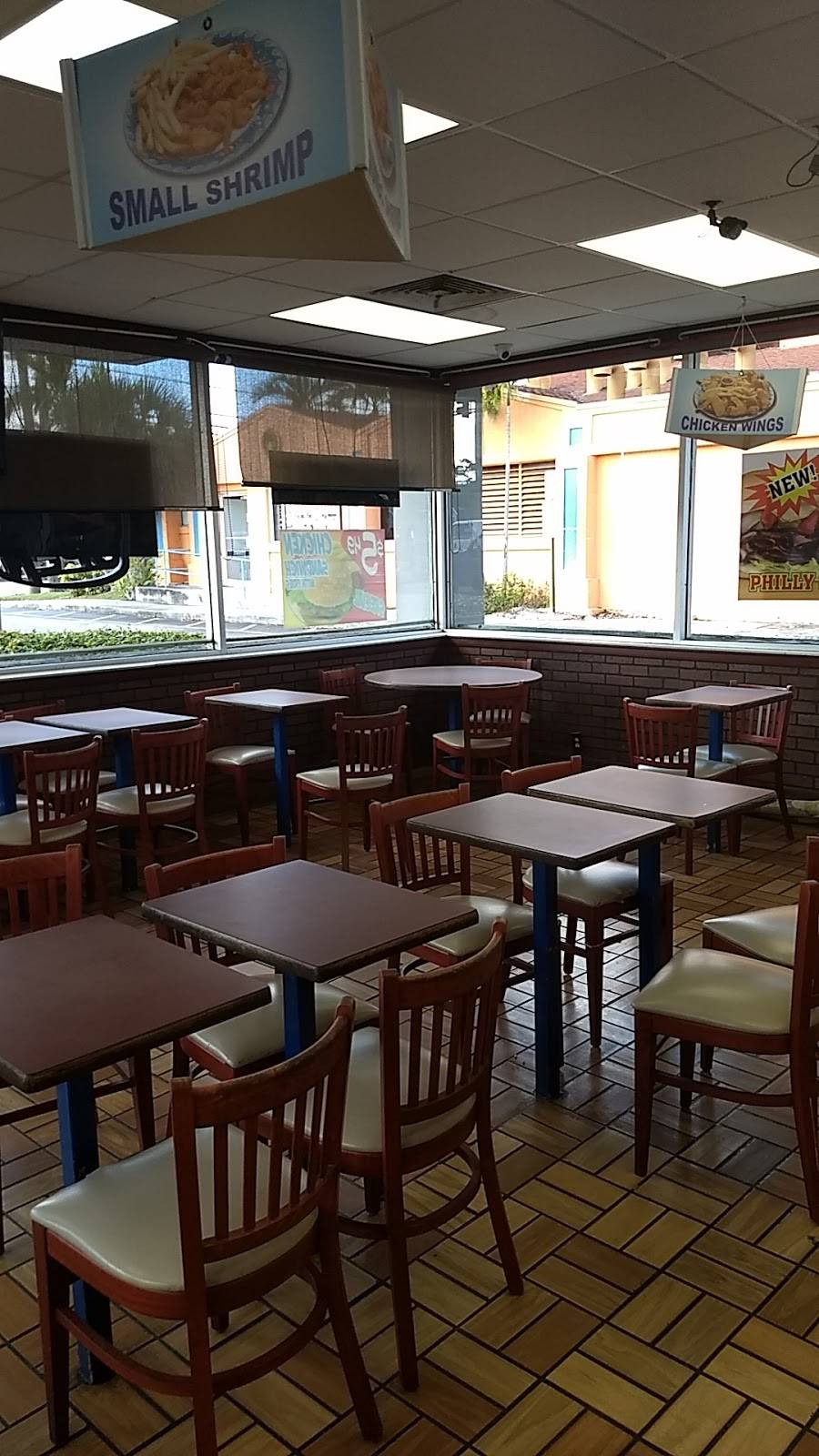 Hook Fish and Chicken | restaurant | 2600 FL-7, Lauderhill, FL 33313, USA | 9545350595 OR +1 954-535-0595