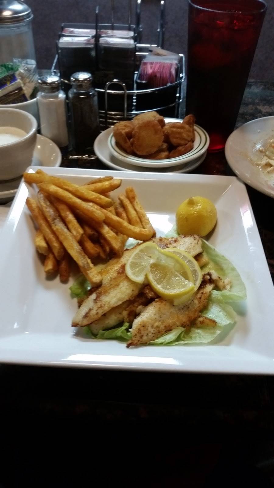 Nicks Family Restaurant | restaurant | 210 S Austin Ave, Denison, TX 75020, USA | 9034633687 OR +1 903-463-3687