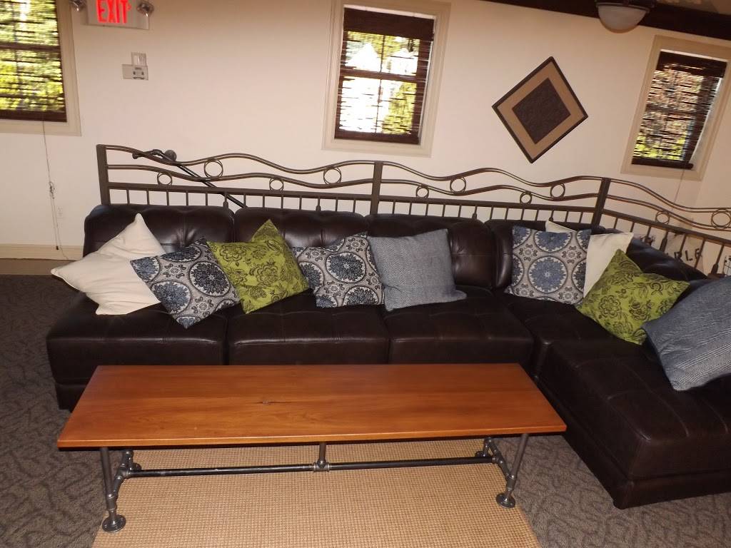 Finger Lakes On Tap | restaurant | 35 Fennell St, Skaneateles, NY 13152, USA | 3156859600 OR +1 315-685-9600