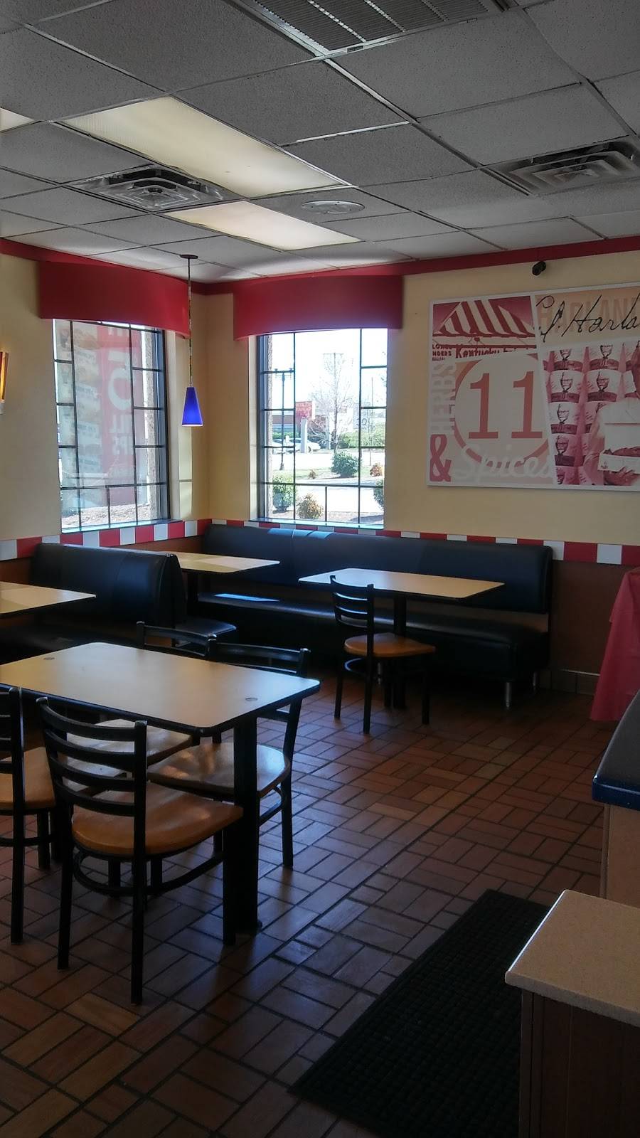 KFC | restaurant | 1620 Boulevard, Colonial Heights, VA 23834, USA | 8045262244 OR +1 804-526-2244