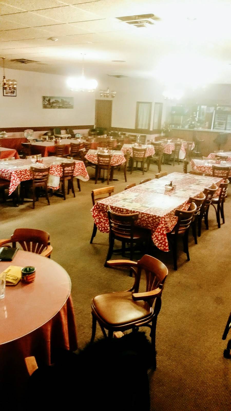 Happy In Restaurant | restaurant | 139 Talbot St W, Leamington, ON N8H 1N2, Canada | 5193266127 OR +1 519-326-6127