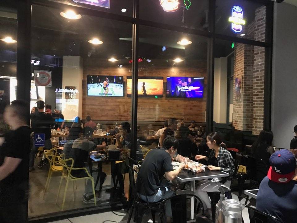 Pelicana Chicken | restaurant | 6930 Beach Blvd UNIT-L130, Buena Park, CA 90621, USA | 7149122790 OR +1 714-912-2790