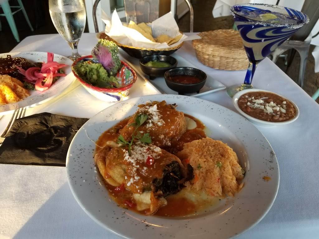 BLUE AGAVE RESTAURANT & TEQUILAS | restaurant | 185 E Santa Clara St, Ventura, CA 93001, USA | 8056679180 OR +1 805-667-9180