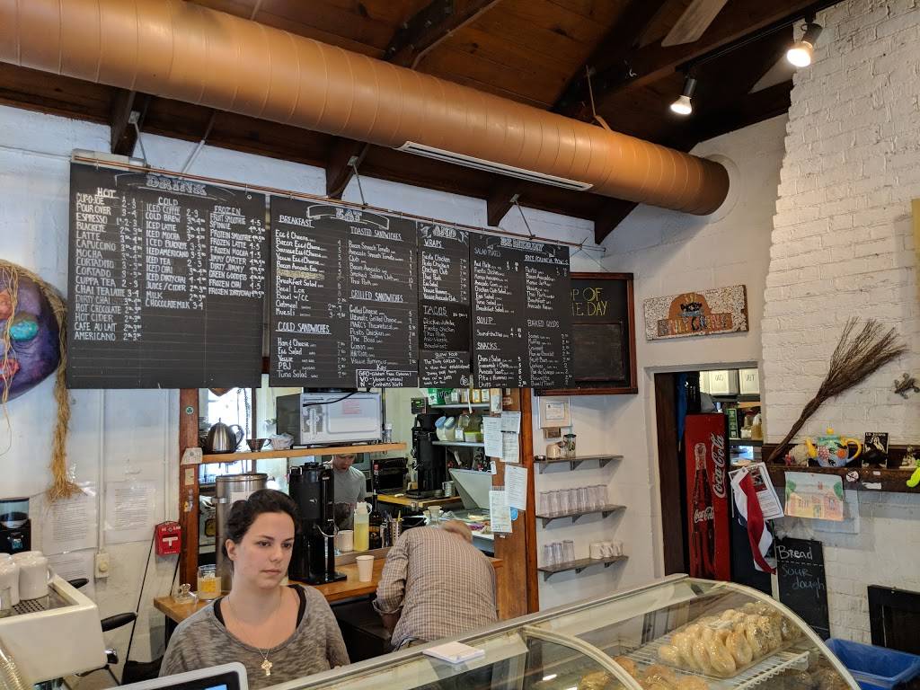 The Daily Grind | cafe | 273 Gooch Dr, Williamsburg, VA 23186, USA | 7572212918 OR +1 757-221-2918